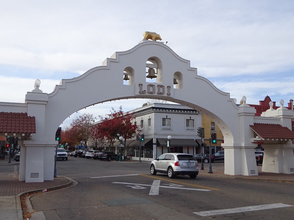 The Lodi Mission Arch in Lodi, CA