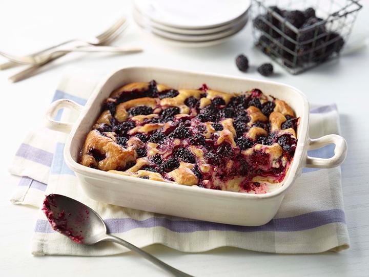blackberry cobbler in a pan